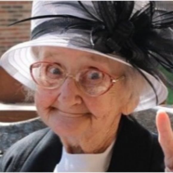 Meet your Posher, Kadyn - Picture 1 of 1